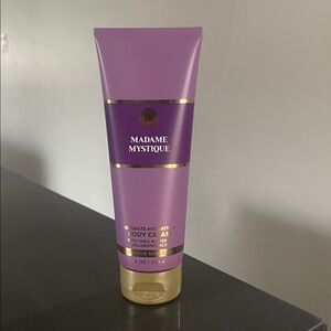 Bath and Body Works: Madame Mystique